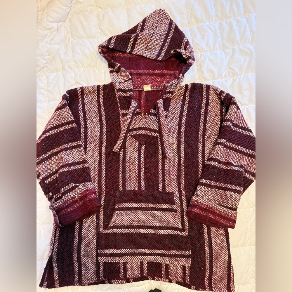 Burgundy and White Drugrug